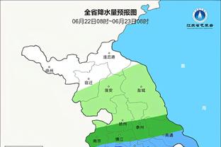 西媒：皇马高层早已对克罗斯和莫德里奇的中场组合失去信心